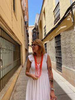 Collar largo abalorios naranja