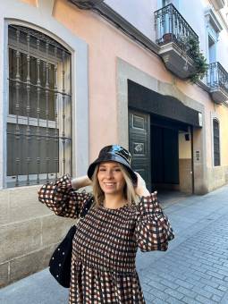 GORRO REVERSIBLE NEGRO