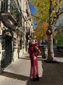 FALDA SEMITRANSPARENTE...